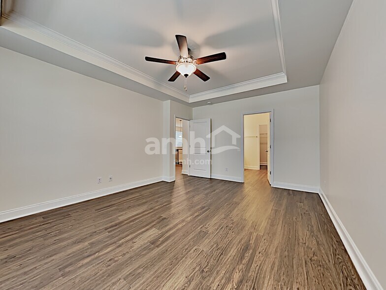 Building Photo - 24 Crabapple Cir