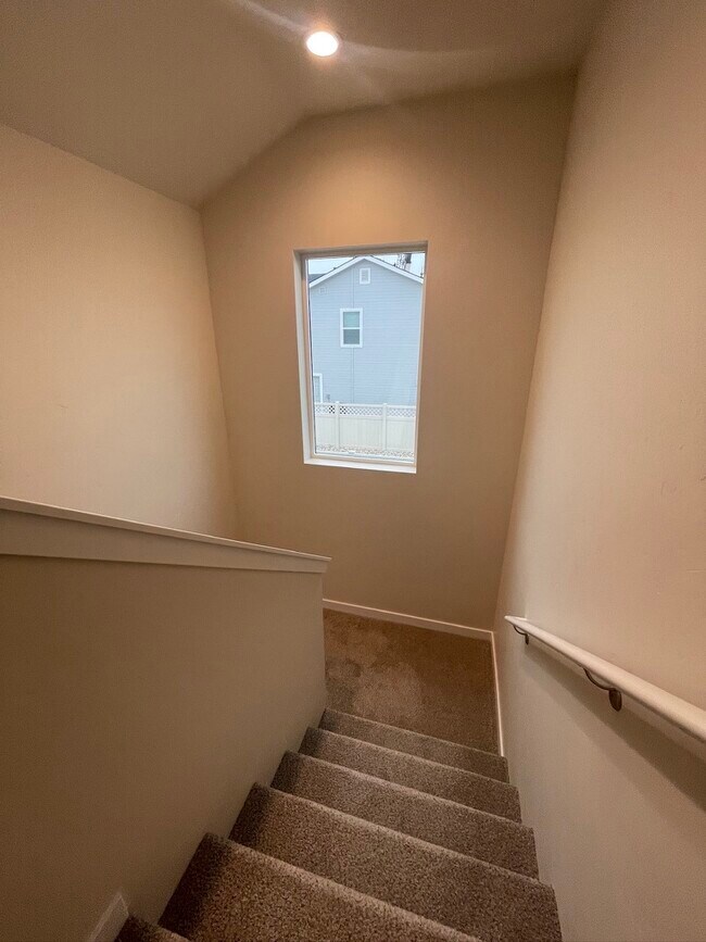 Building Photo - 1581 Witt St