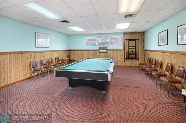 Building Photo - 4990 E Sabal Palm Blvd