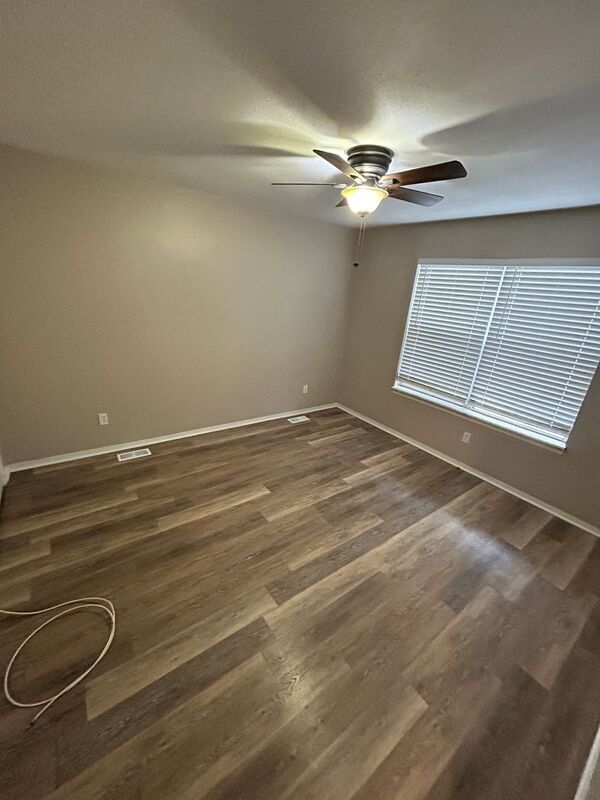 Building Photo - 116 Grether Ave