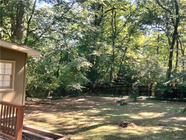 Building Photo - 1009 Verdi Way