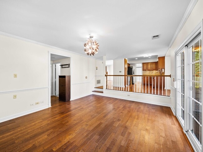 Building Photo - 97 E Harbor Dr