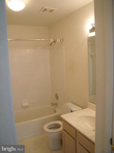 Building Photo - 13014 Shamrock Glen Dr