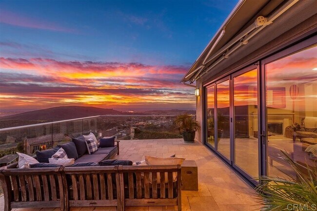 Building Photo - One of Kind Executive Home, Available Augu...