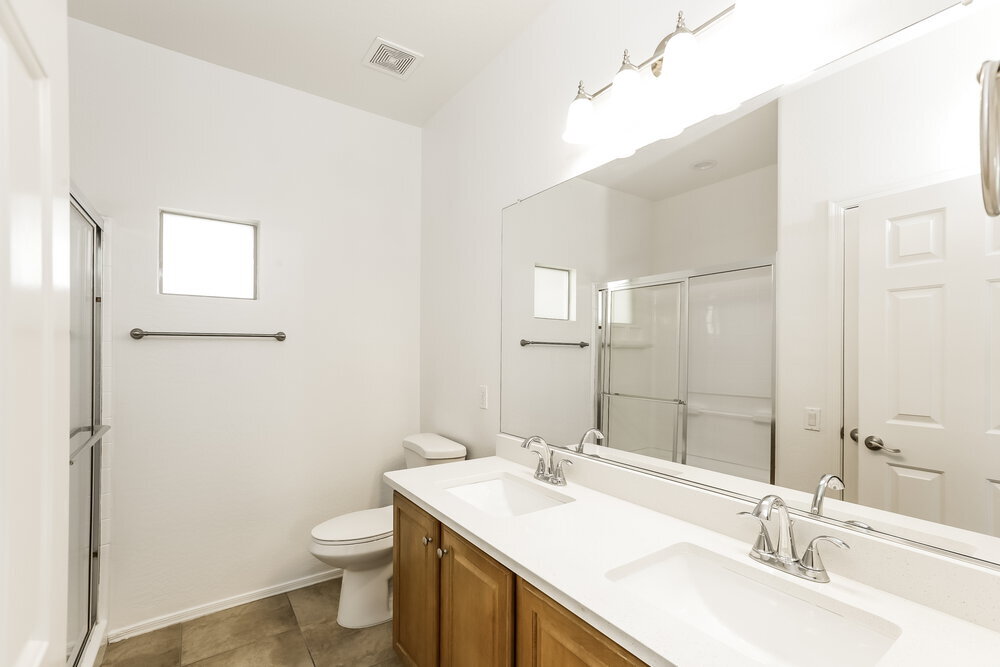 Building Photo - 5418 W Pollack St