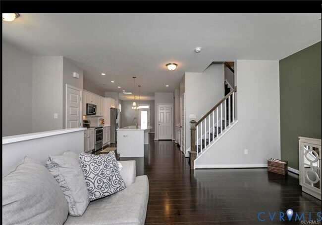 Building Photo - 3011 Farmstead Mill Dr