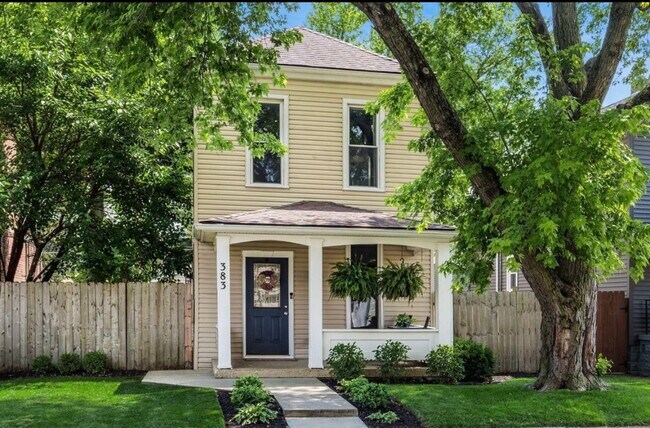 Building Photo - 383 Hanford St
