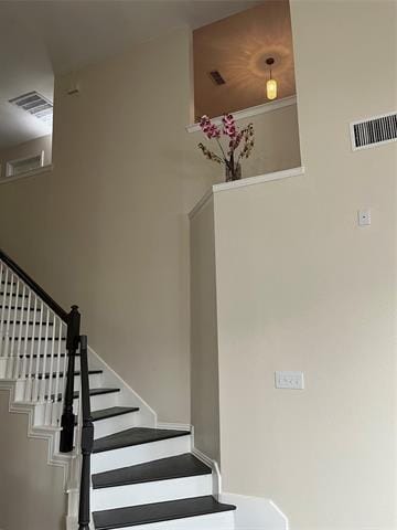 Building Photo - 9005 Crown Point Cir