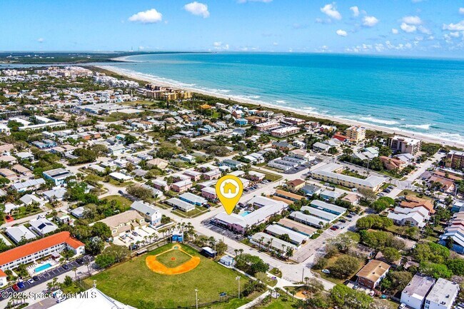 Building Photo - 401 Monroe Ave