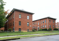 Building Photo - River East-Camelot