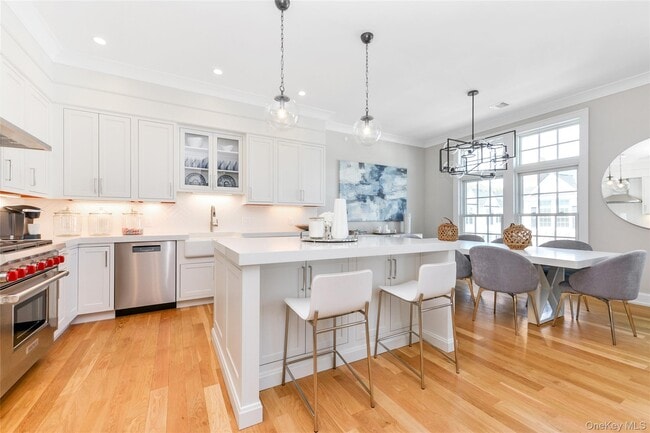 Building Photo - 601 Grist Mill Cir