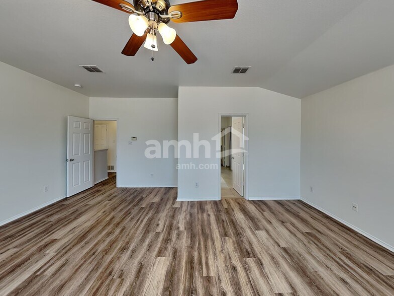 Building Photo - 1224 Riverside Rd