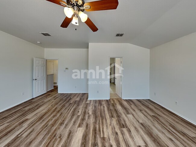 Building Photo - 1224 Riverside Rd