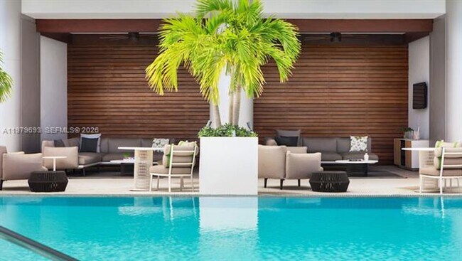 Building Photo - 200 Biscayne Blvd Way