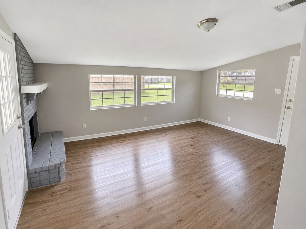 Building Photo - 7528 Quitina Dr