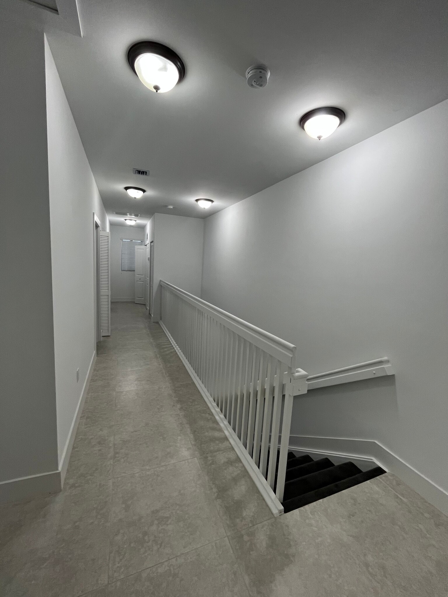 Building Photo - 2738 SW 90th Ave