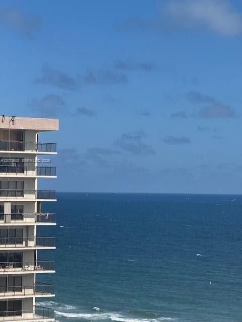 Building Photo - 1900 S Ocean Blvd