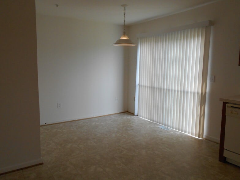 Building Photo - 106 Wood Duck Dr