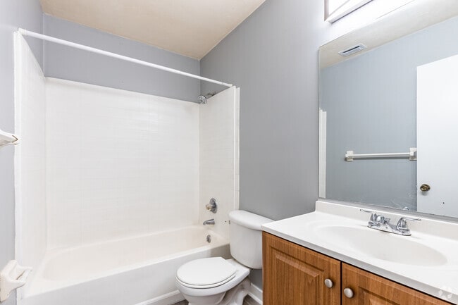 2 BR, 2 BA - 1,149SF - Holly Heights