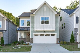 Building Photo - 504 Flip Trail