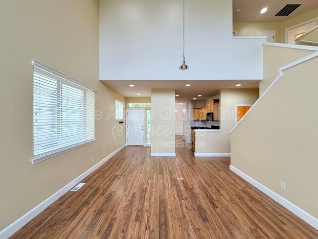 Building Photo - 13760 SW Mapleview Ln
