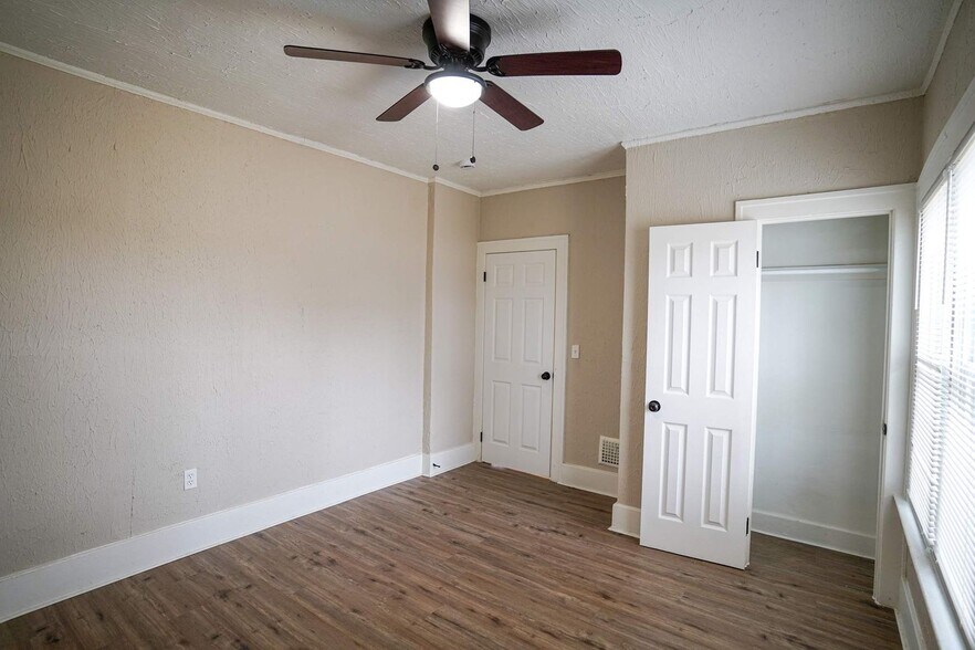 Building Photo - Fully Renovated 3-Bedroom Home – Move-In Ready for You!