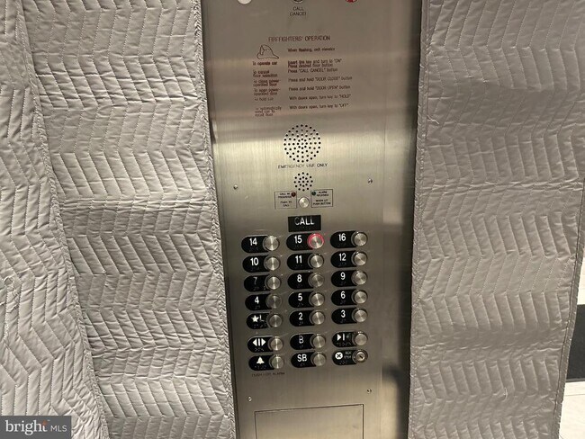 Building Photo - 2500 N Van Dorn St