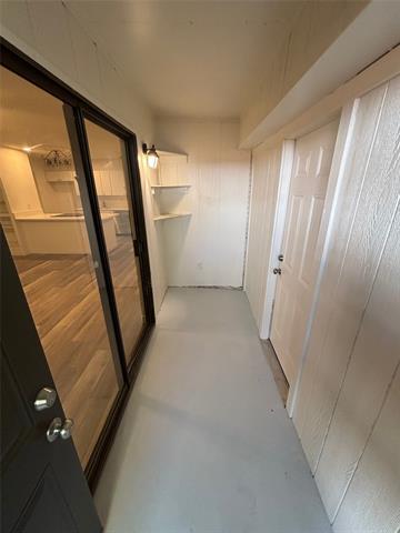 Building Photo - 536 Normandy Ln