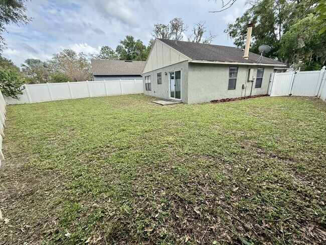Building Photo - 1303 Creekbottom Cir