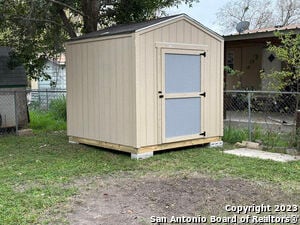 Building Photo - 15435 Belen St