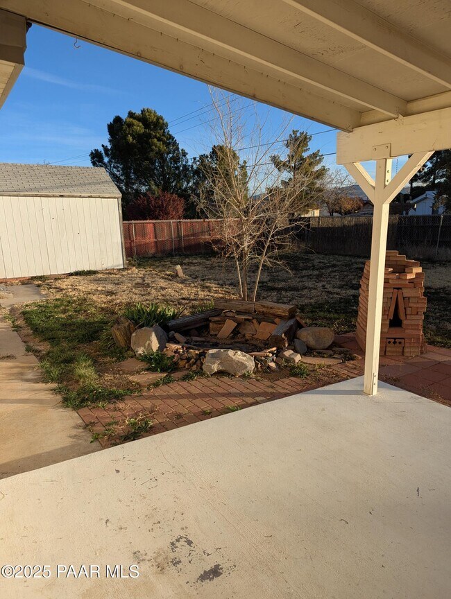 Building Photo - 4201 N Tonto Way