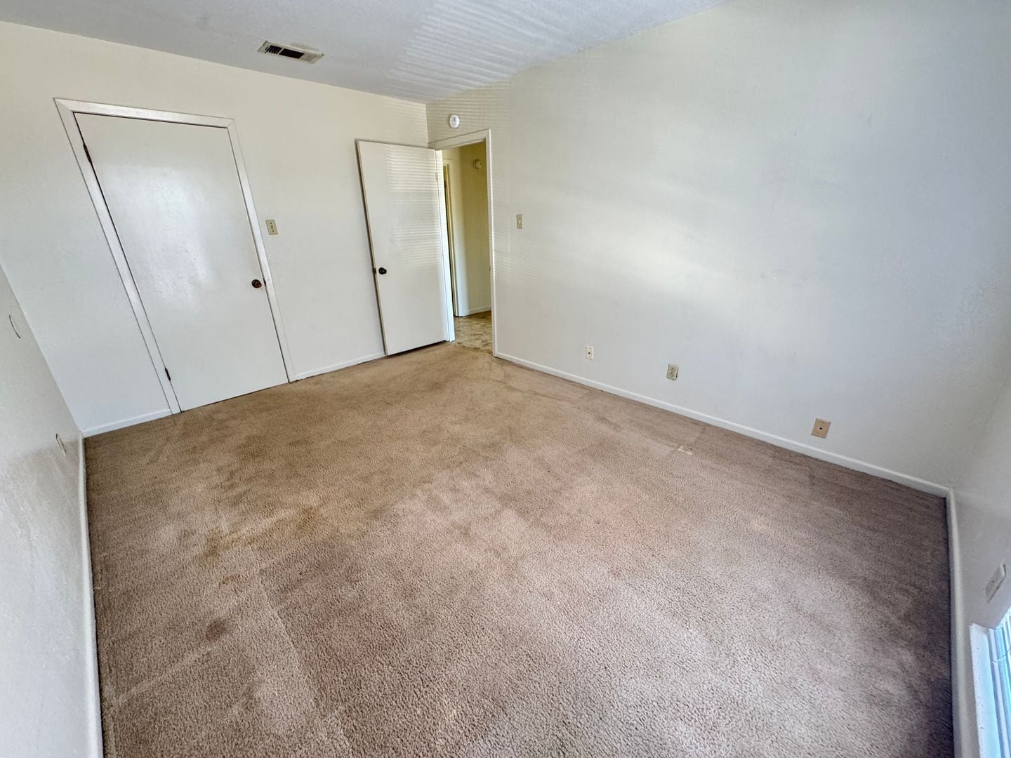 Building Photo - 4306 Lake Rd