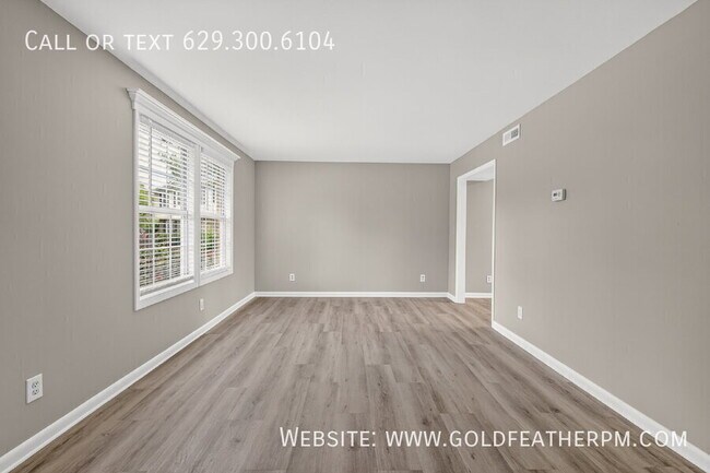 Building Photo - 109 Harrow Ct