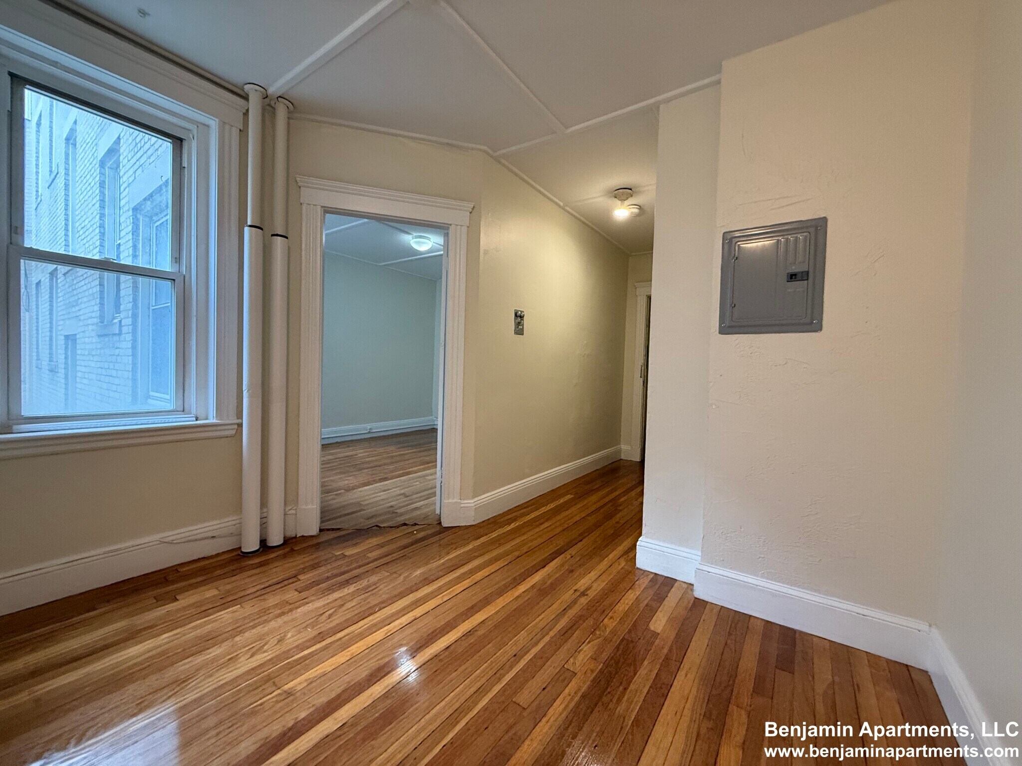 Building Photo - 1161 Boylston St