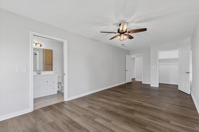 Building Photo - 6725 The Outer Ave