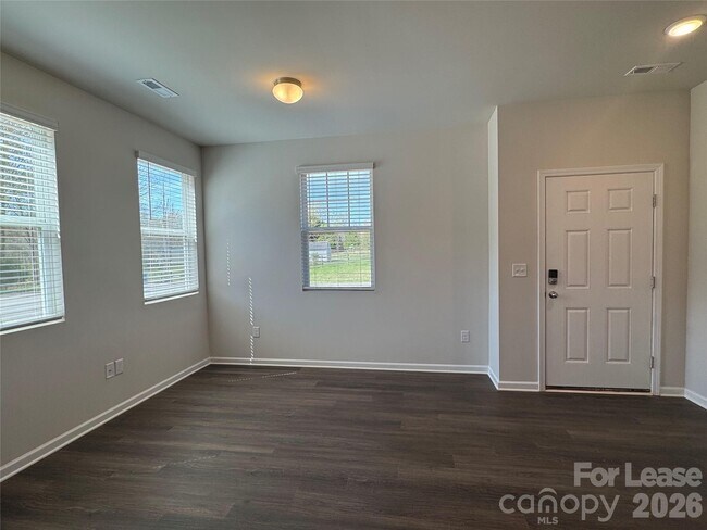 Building Photo - 106 Titanium Dr