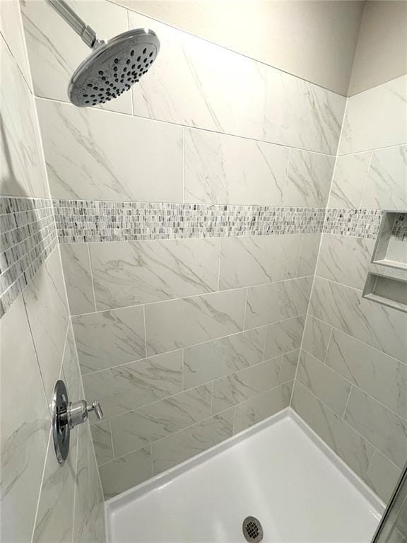 Building Photo - 16526 Silver Brook Wy