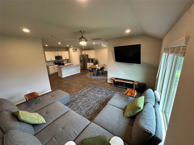 Building Photo - 12312 Trumpetfish Dr