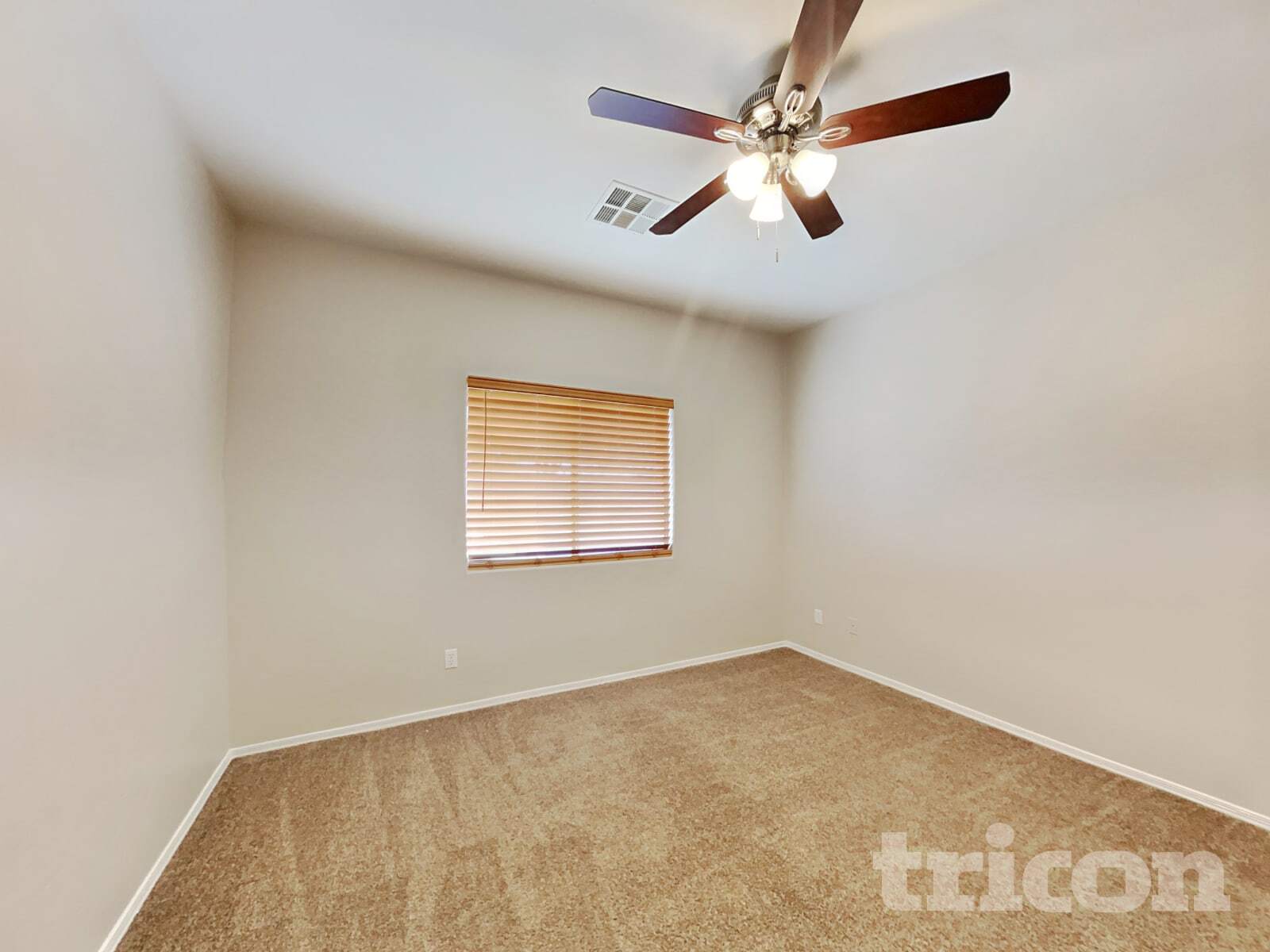 Building Photo - 2097 E Paso Fino Dr