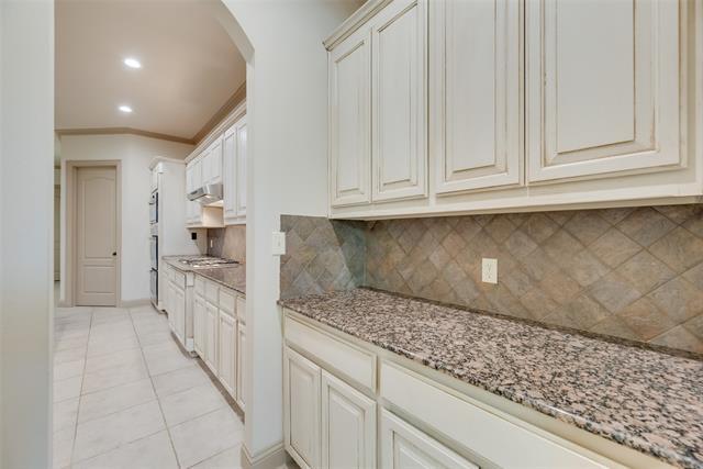 Building Photo - 2137 Langdon Dr
