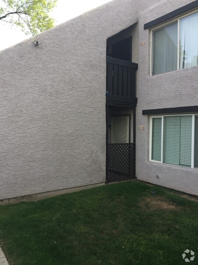 Building Photo - Great Location in Mesa