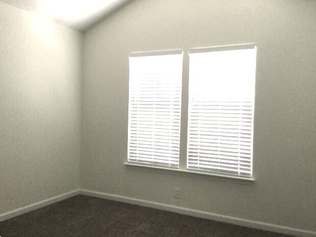 Building Photo - 7 Fawn Ridge Way