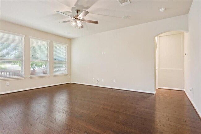 Building Photo - 1013 Fred Couples Ct