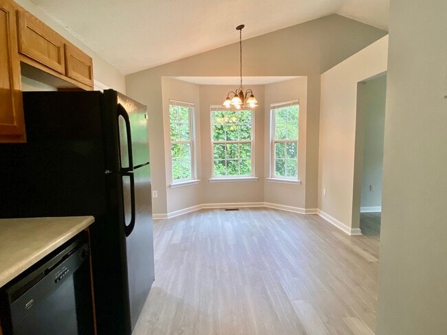 Building Photo - Dallas Rental