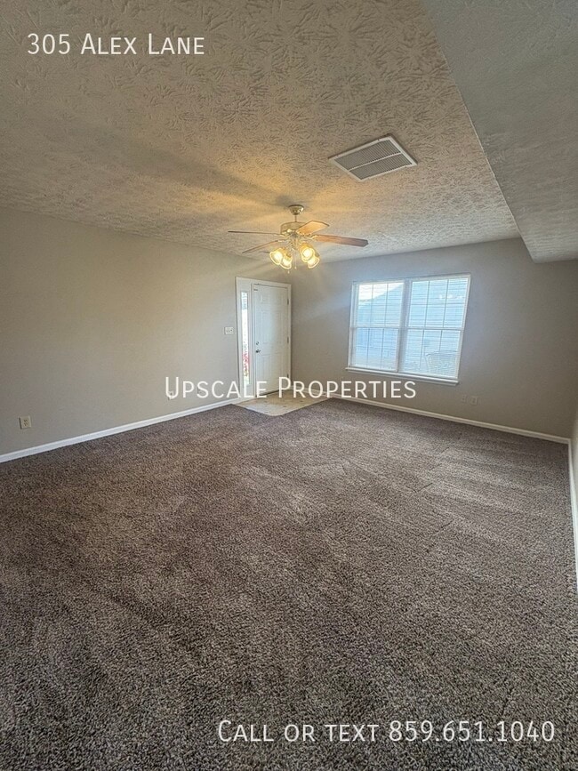 Building Photo - 305 Alex Ln