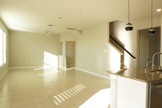 Building Photo - 11215 Pavonia Creek Ct