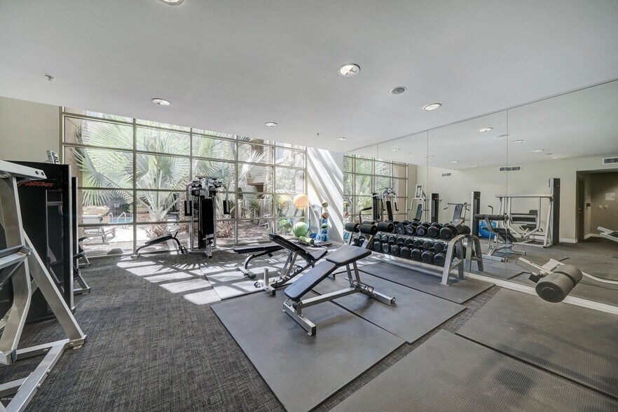 gym - 1701 E Colter St
