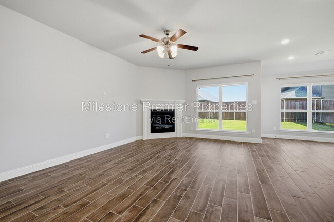 Building Photo - 425 Hoot Owl Hl