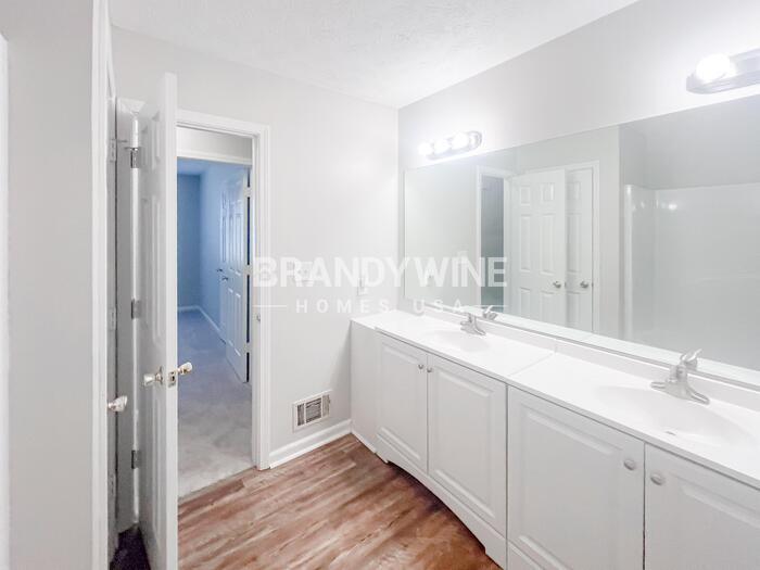 Building Photo - 3810 Rock Hollow Ct