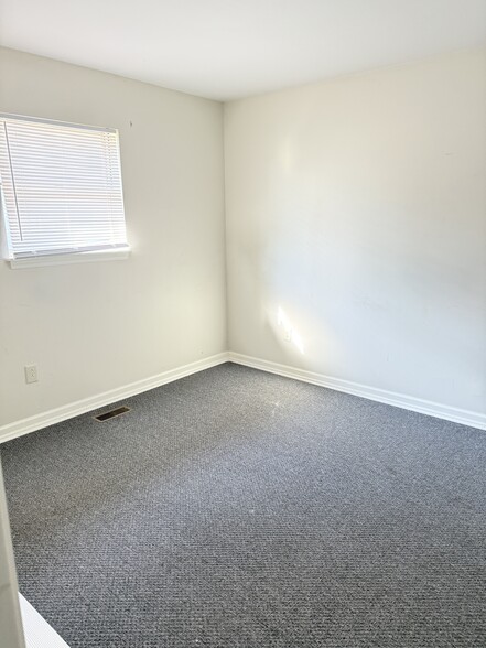 Building Photo - 1151 Alexander St